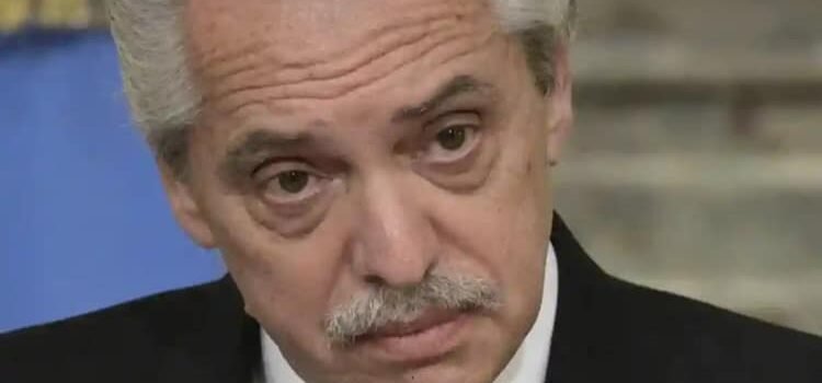 Por corrupción, procesan a Alberto Fernández
