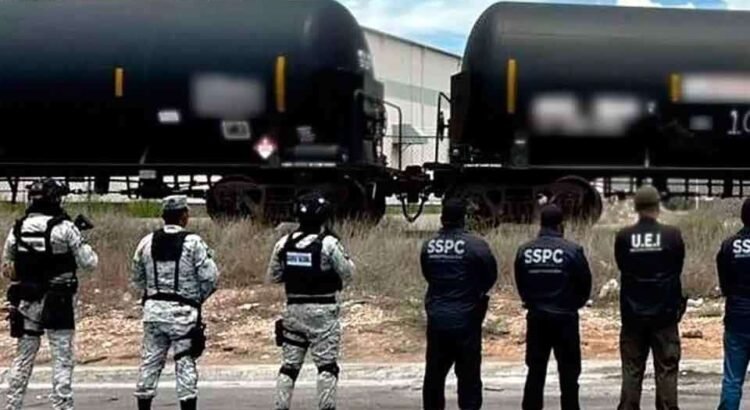 Aseguran 15 millones de litros de huachicol
